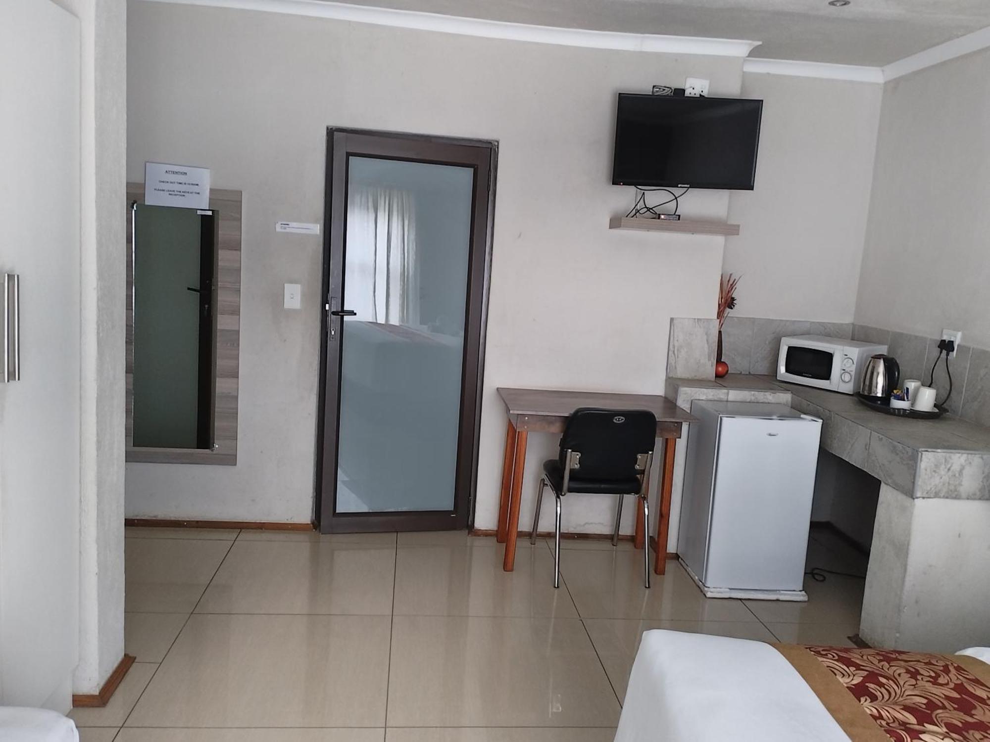 Naldorado Executive Villa Нелспрёйт Экстерьер фото